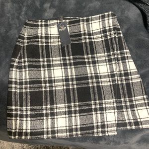 Hollister mini skirt